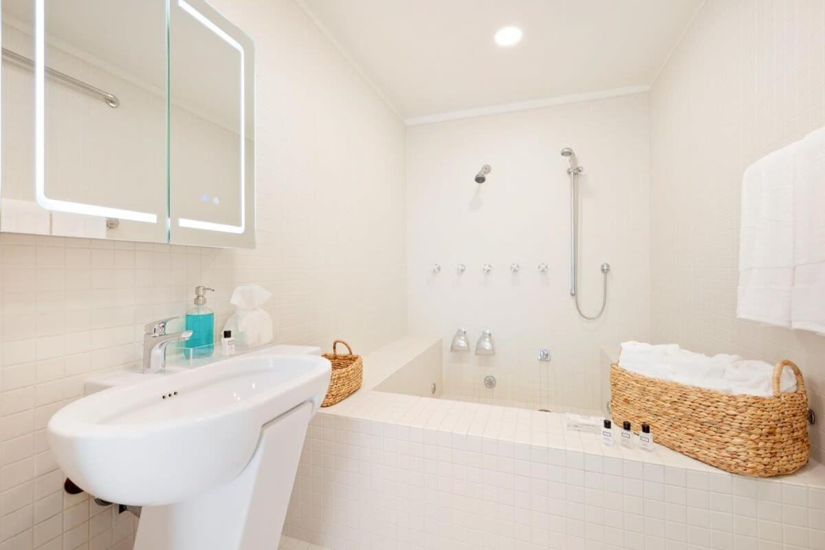 Villa Sole By Stay Awhile Villas มาลิบู ภายนอก รูปภาพ